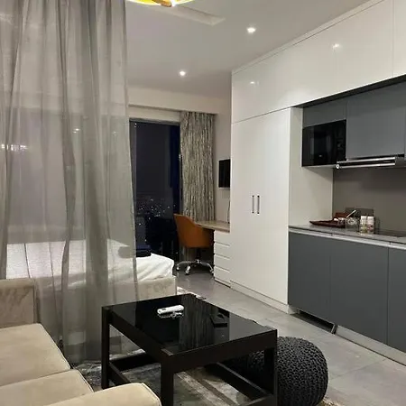 Santushti By Urban Retreat Apartment Noida Exterior photo